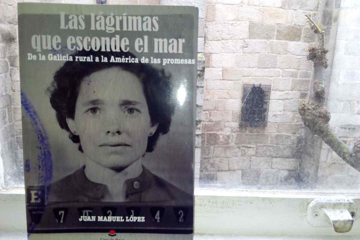 Libro "Las lágrimas que esconde el mar"