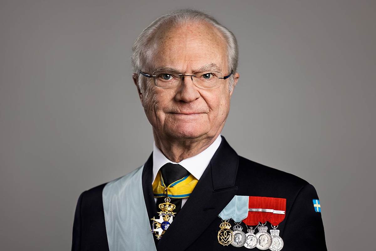 Carlos Gustavo, rey de Suecia 50 años