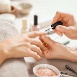 esmaltes uñas moda mujer salud