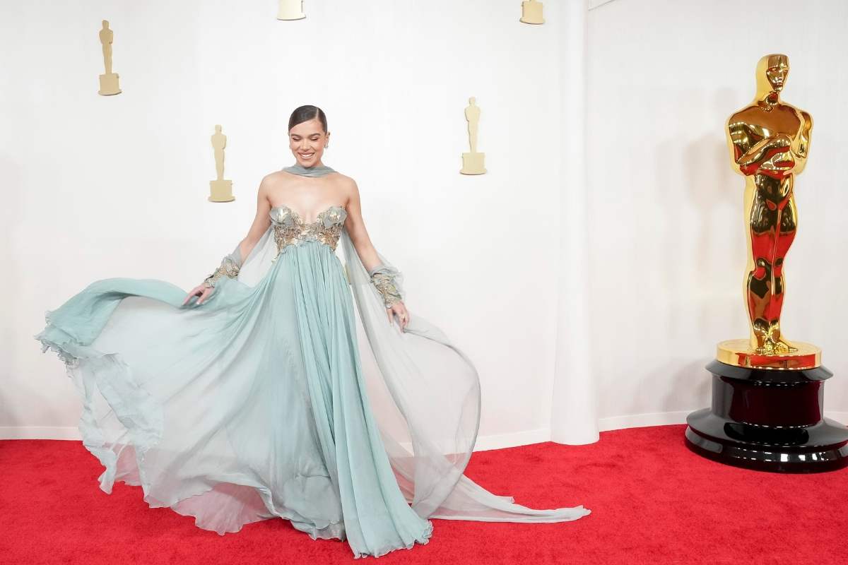 la alfombra roja de los Oscar 2024 mejores looks mejores vestidas 